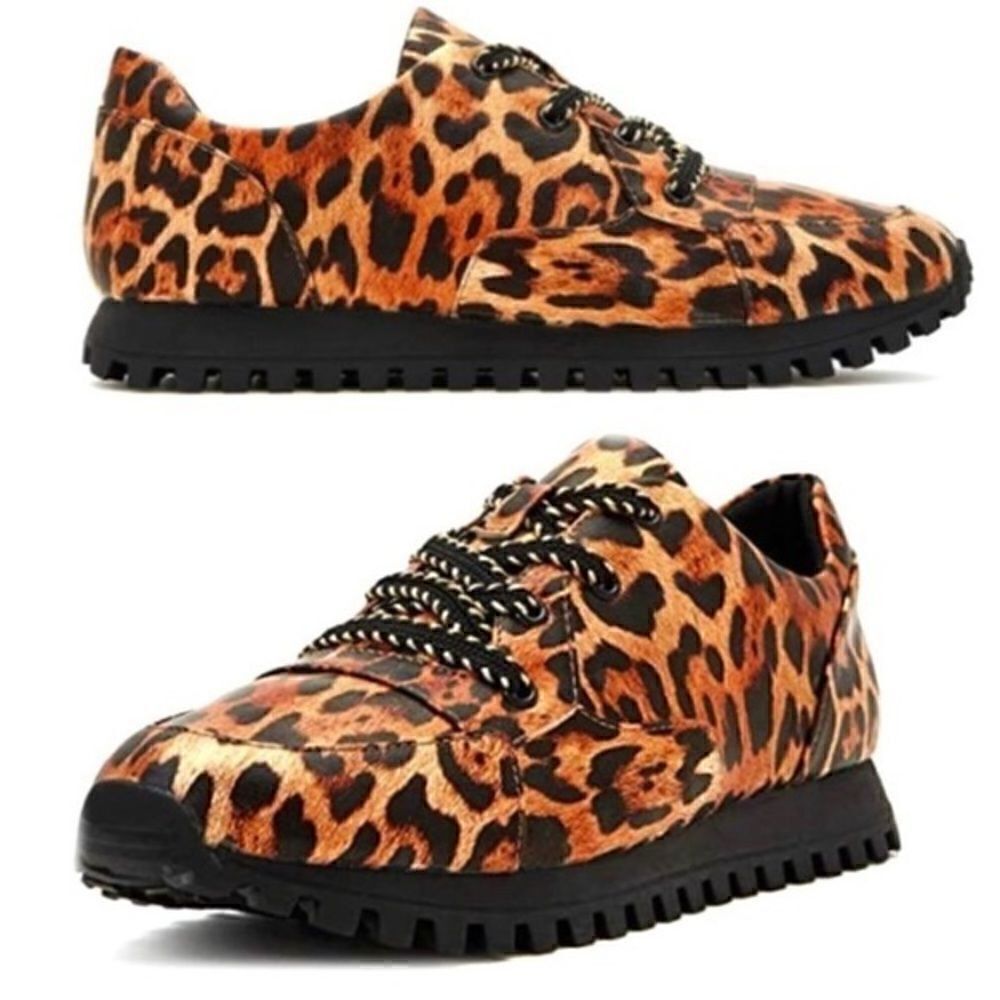 . Katy Perry Women’s The Lilia Sneaker, Rubber sole,synthetic upper. New - Picture 3 of 4